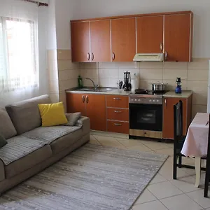  Daire Bledi's Cozy 2 In New Blvd
